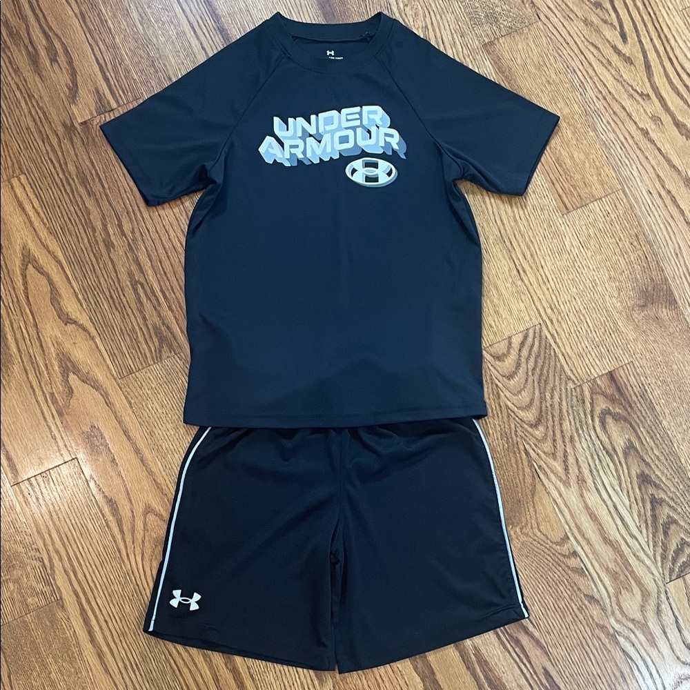 Boys Under Armour Matching Shirt and Shorts Set.